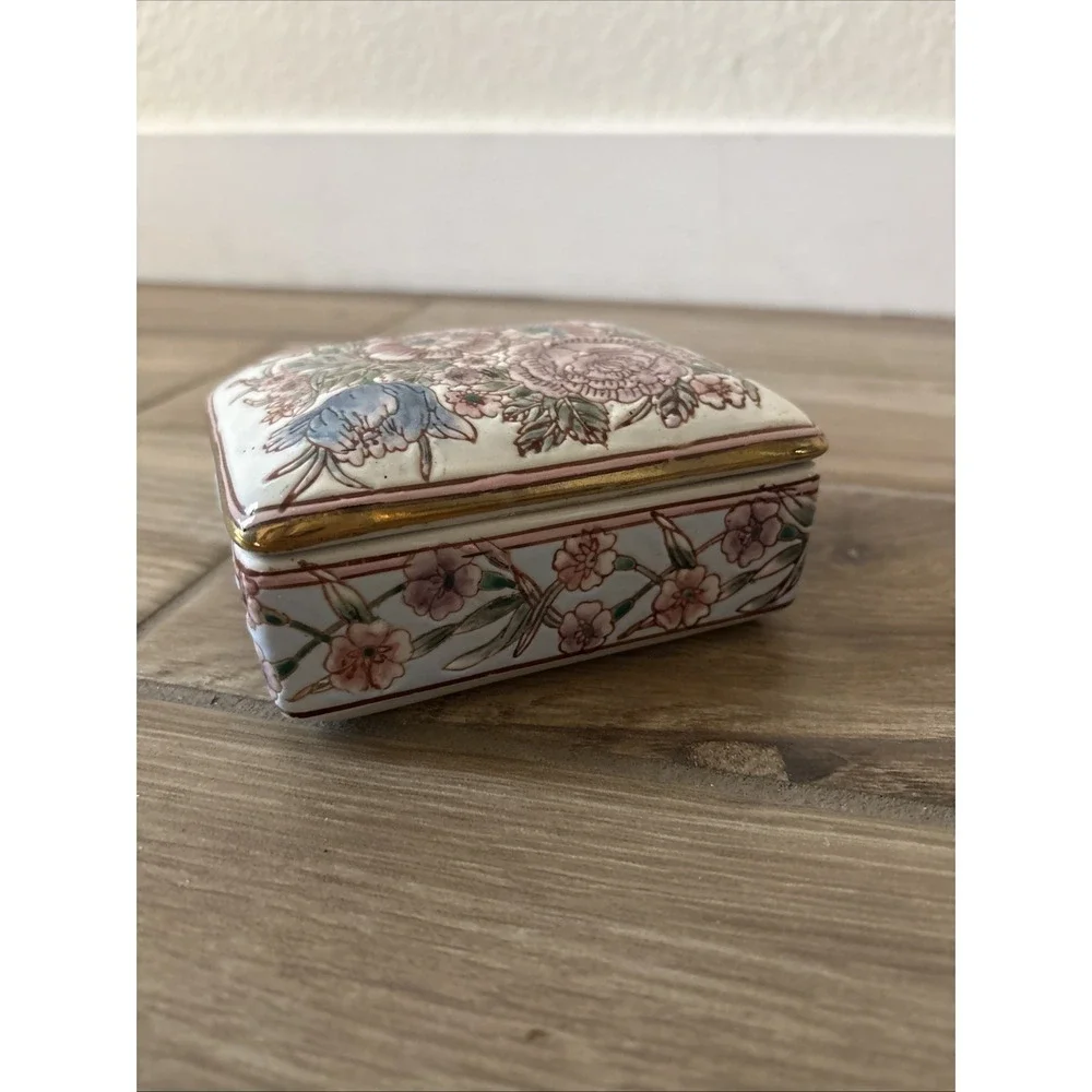 Pink Purple Peach Floral Embossed Ceramic Trinket Dish Jewelry Box Asian 5